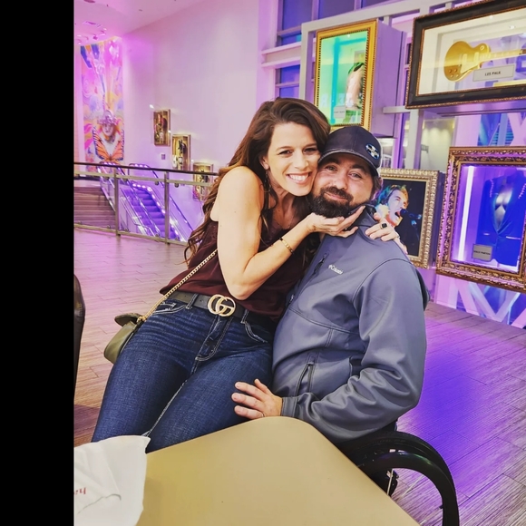 Meet your Posher, Teletha - Picture 3 of 3